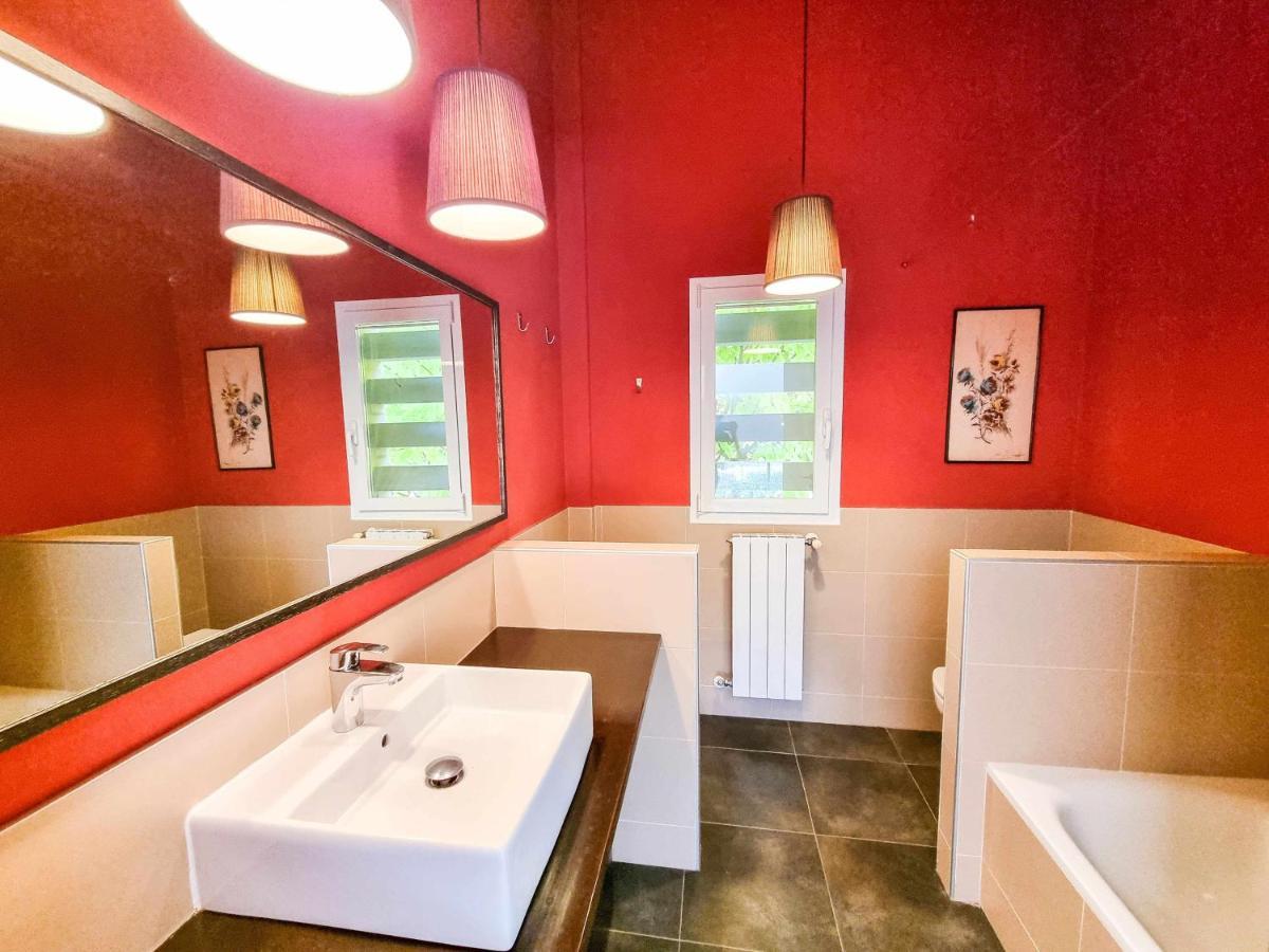 Nueno Villa Guara Golf Y Pool Comotucasa מראה חיצוני תמונה